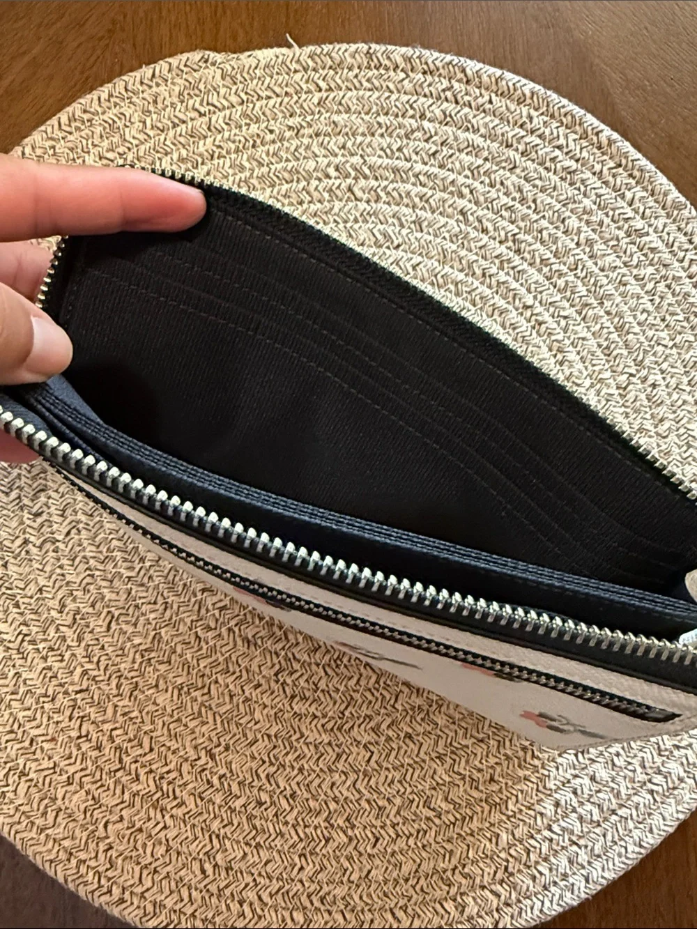 COACH White Floral Wristlet Wallet